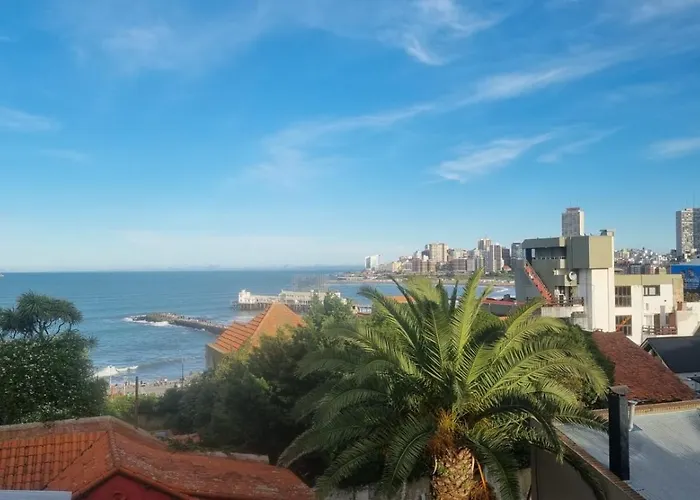 Loma De Santa Cecilia Con Vista Al Mar